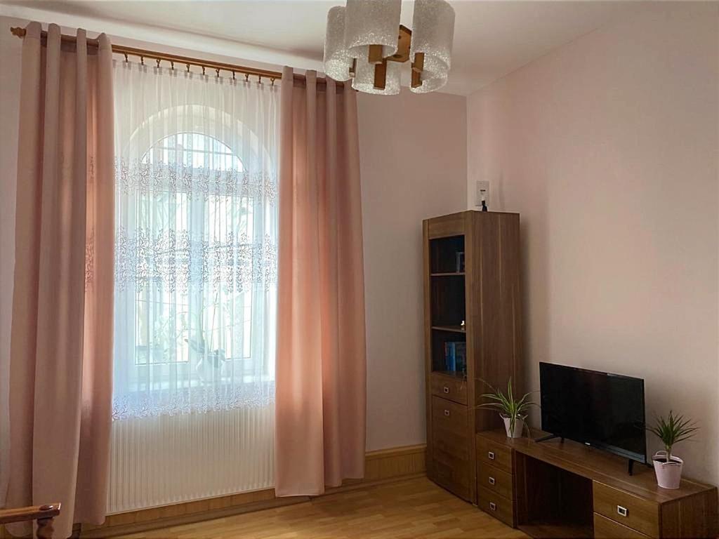W Pieknej Kamienicy W Centrum W Glogowku Homestay
