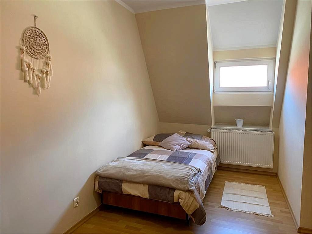 W Pieknej Kamienicy W Centrum W Glogowku Homestay